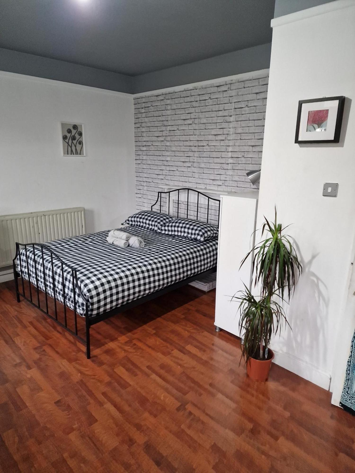 Spacious Room Private Balcony - Central London - Zone 1 - Elephant And Castle Екстериор снимка